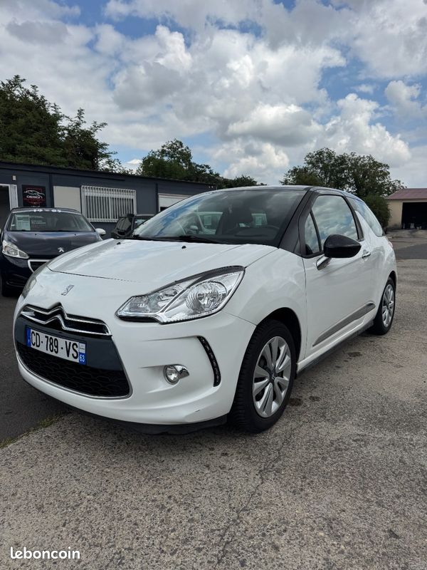 Citroën DS3 1.4 VTI 95CH Chic (image 1)