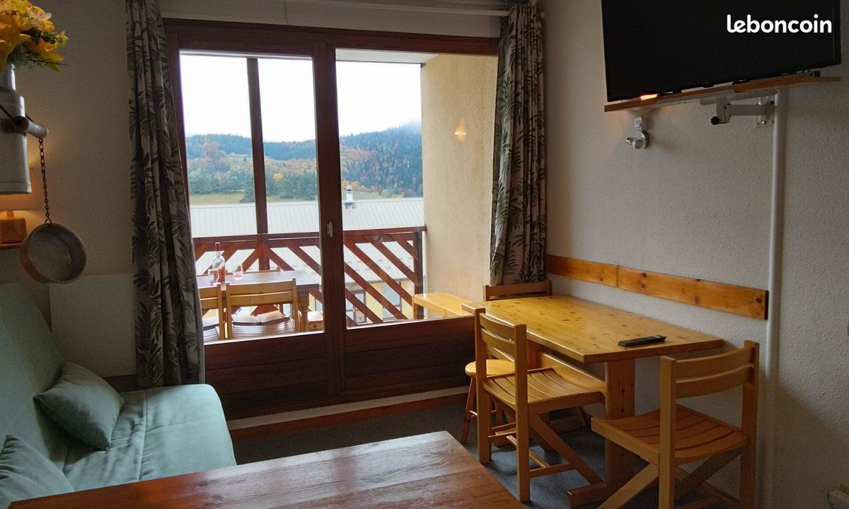 Appartement 2 pièces 250 m² · à Gresse-en-Vercors · 250 m² · 42 000 €