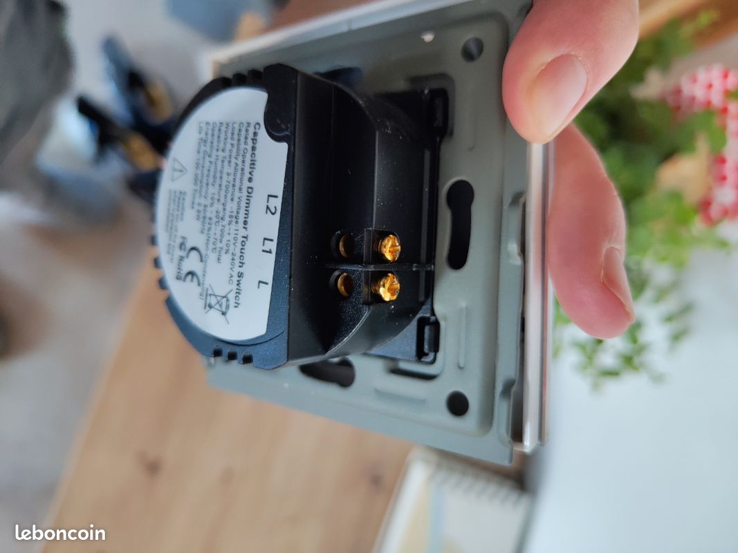 Interrupteur variateur tactile dimmable (image 3)