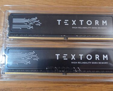 Barrette Mémoire Textorm TXU16G2M3200C16X - 16Go DDR4 3200MHz CL16 - NEUVE