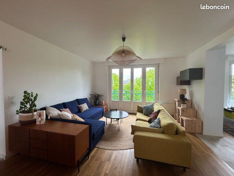 Appartement 4 pièces 96 m² · à Lorient · 96 m² · 1 050 €