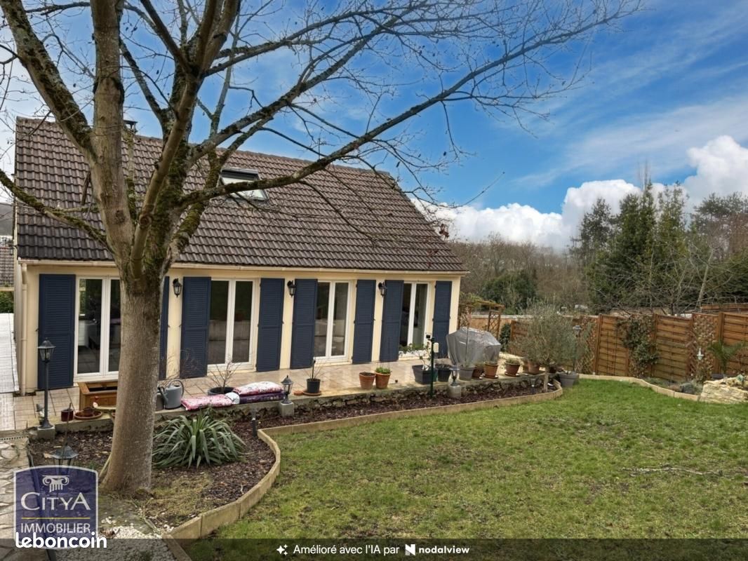 Maison 6 pièces 141 m² · à Corbeil-Essonnes · 141 m² · 325 000 €