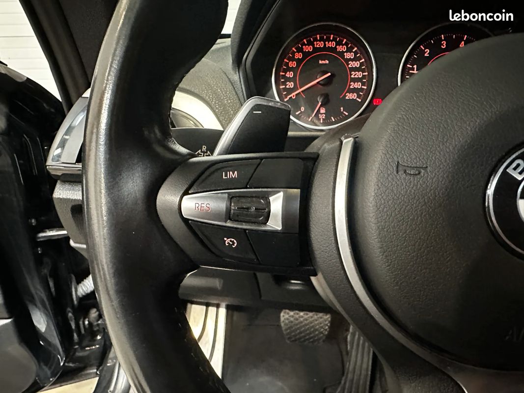 BMW Série 1 M135I 320ch - 2014 - 78 900 km - Suivi complet - Faible kilométrage (image 11)