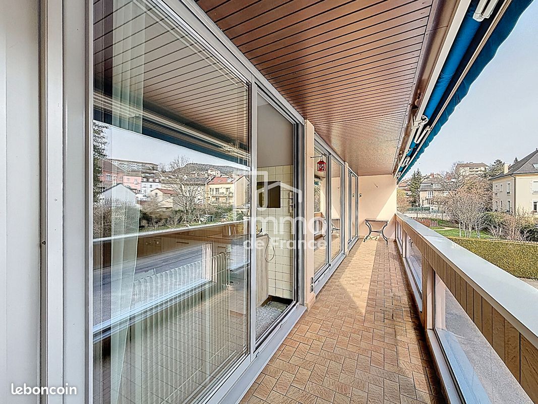 Appartement 5 pièces 138 m² · à Oyonnax · 138 m² · 232 000 €