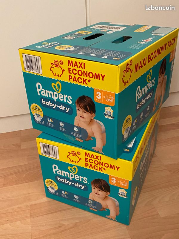 Lot de cartons de 136 couches (= 272 couches) Taille Baby dry