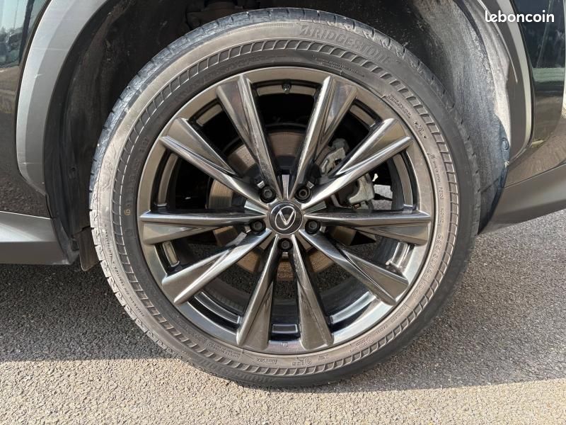 Lexus NX 450h+ F SPORT Executive 4WD MY24 (image 9)