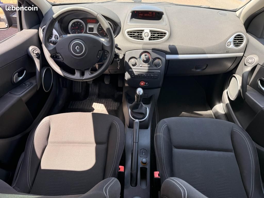 RENAULT CLIO 1.2i 16V - 75 III BERLINE Authentique PHASE 2 (image 11)