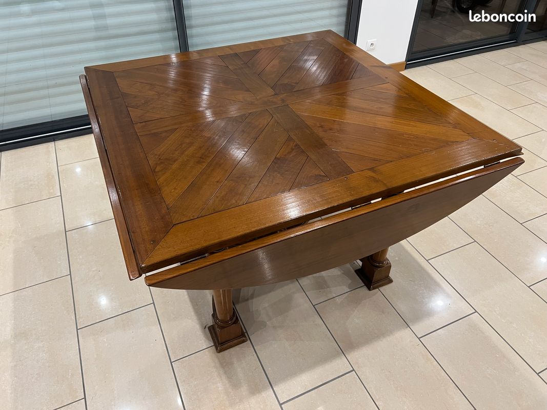 Table René TROTEL en merisier massif (image 3)