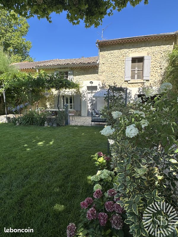Maison 9 pièces 194 m² · à Noves · 194 m² · 529 000 €