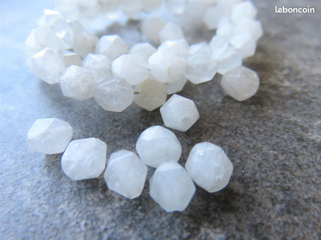 Fil De Perles En Jade - 39 Cm Environ - 63 Perles Boules 6mm Blanc Opaque - Pour Création Bijoux - Neuf
