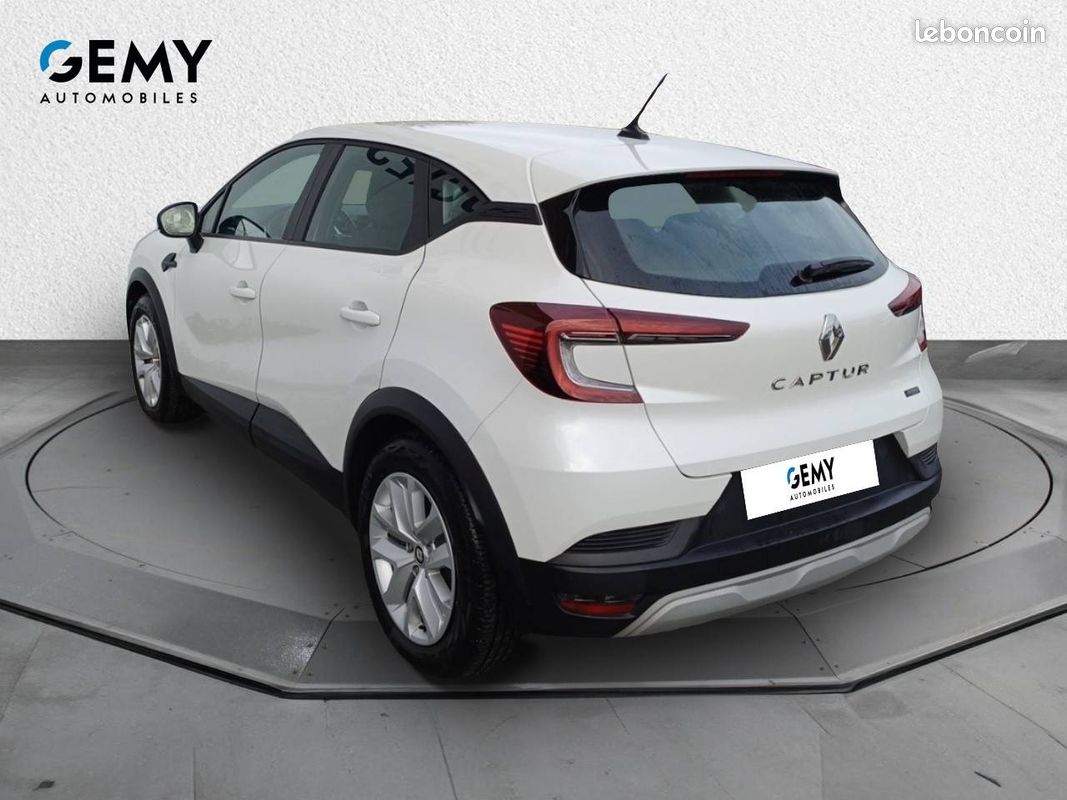 RENAULT Captur E-Tech full hybrid 145 Equilibre (image 7)