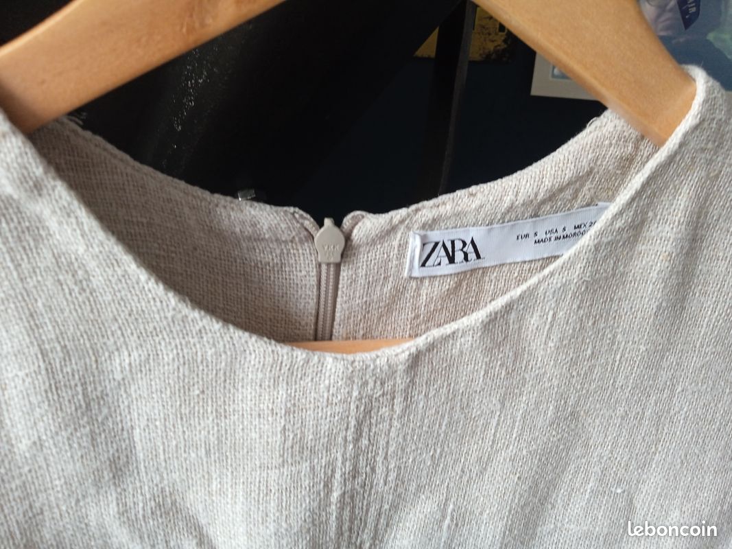 Robe En Lin Beige Zara - Taille S - Longueur Midi - Sans Manches - Occasion Très Bon état