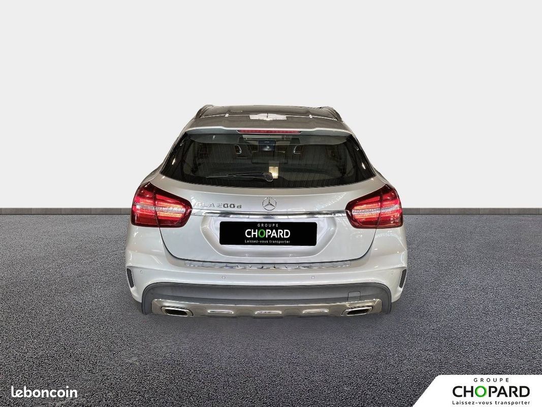 MERCEDES GLA 200 d 7-G DCT Fascination (image 5)