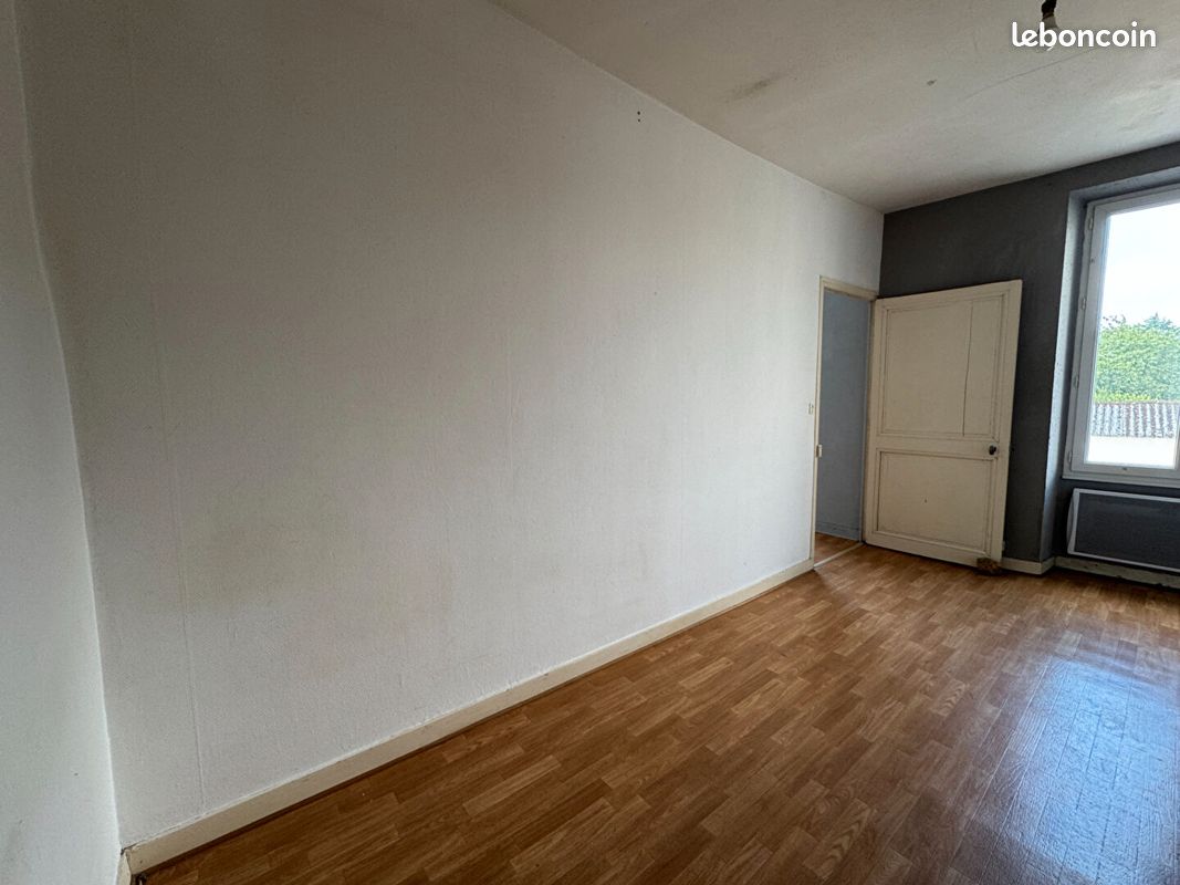 Maison 3 pièces 55 m² · à Niort · 55 m² · 89 000 €