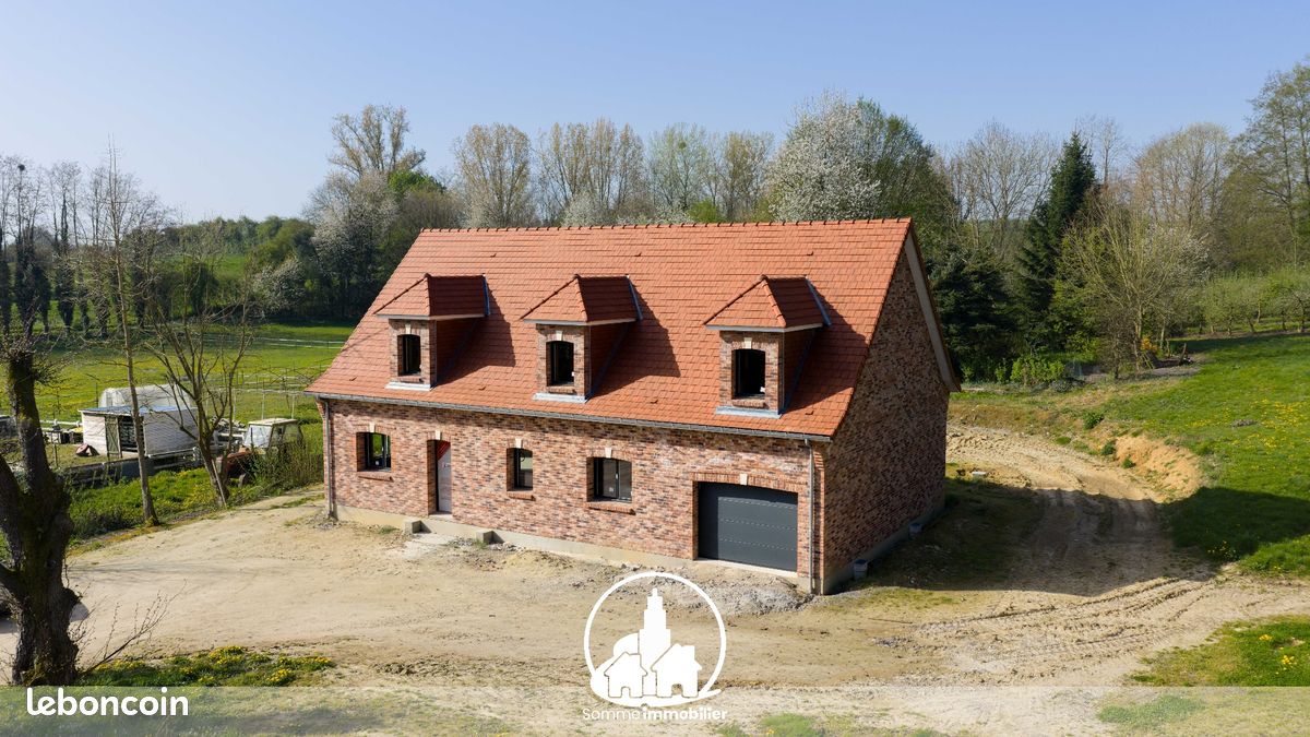 Maison 7 pièces 168 m² · à Saint-Léger-lès-Domart · 168 m² · 550 000 €