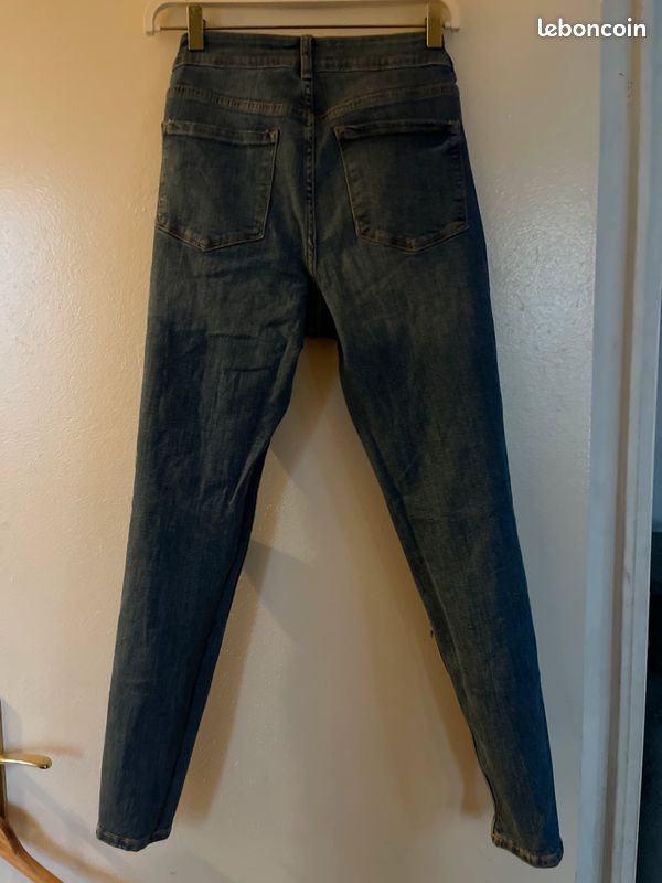 Jean (image 2)