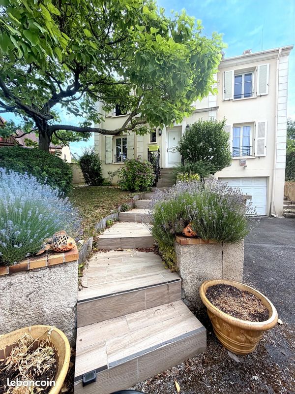Maison 6 pièces 130 m² (image 1)