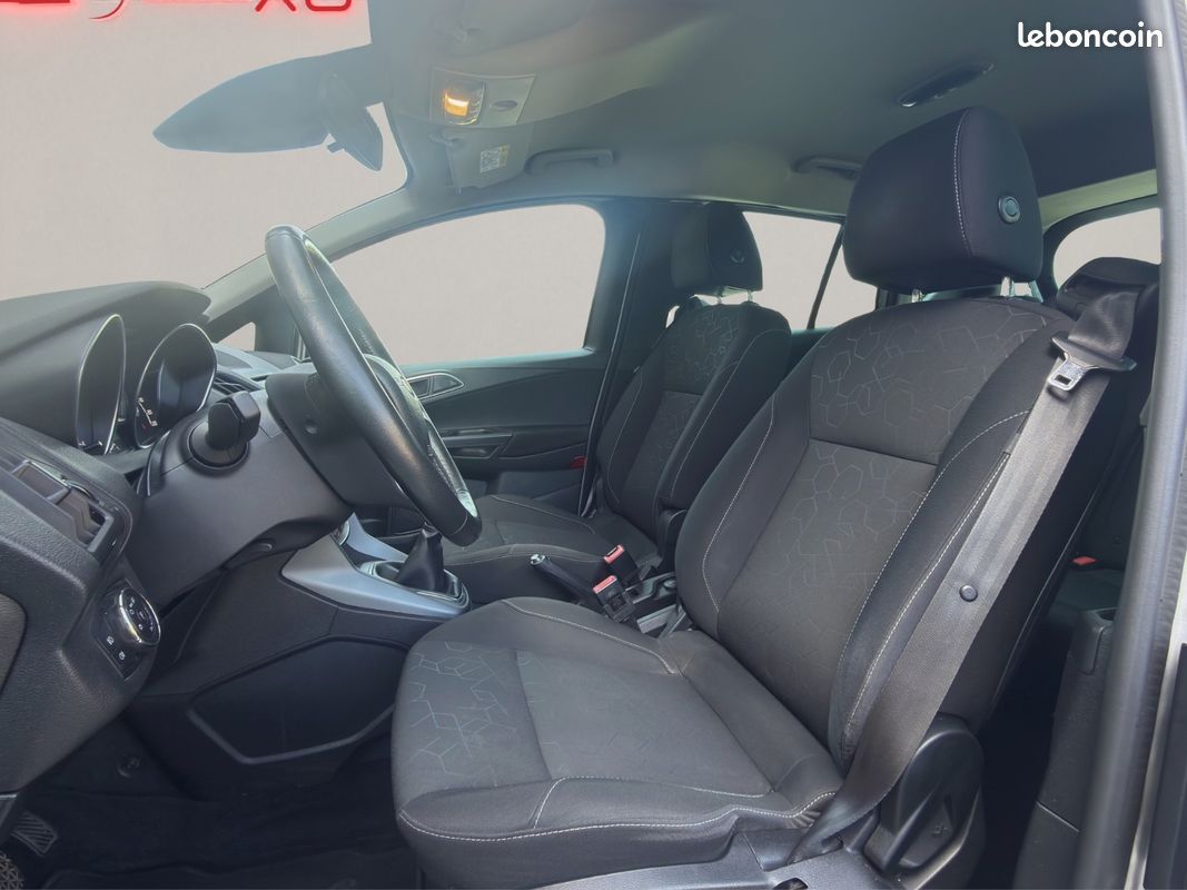 FORD B-MAX 1.5 TDCi 75 SS Titanium (image 9)
