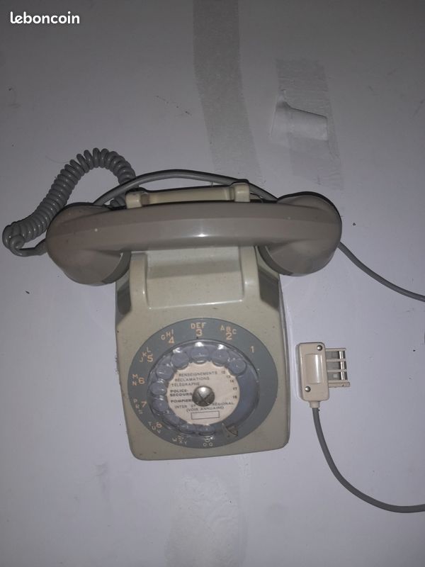 Téléphones anciens + pièces (image 5)