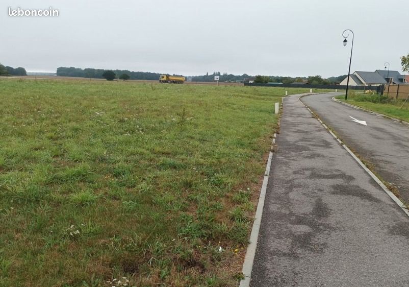 Terrain 1 674 m² Ferrieres Haut Clocher · à Ferrières-Haut-Clocher · 59 000 €