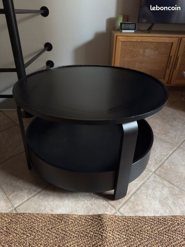 Table basse ronde noir IKEA Borgeby 70cm (image 1)