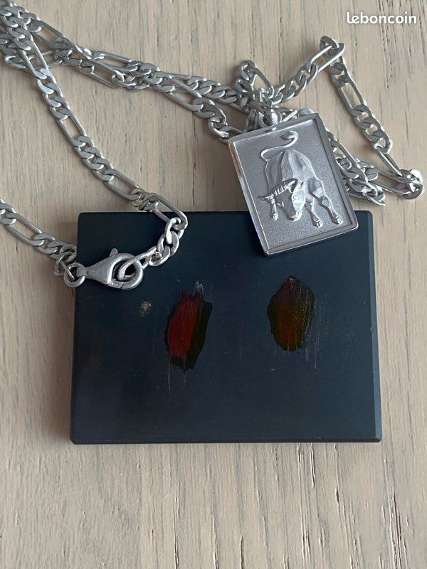 Collier Pendentif Taureau En Argent Sterling Avec Agate/Cornaline - Occasion TBE