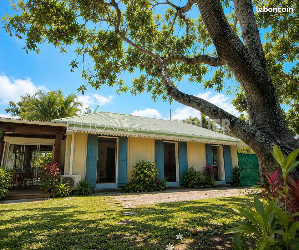 Maison 5 pièces 94 m² · à L'Étang-Salé · 94 m² · 399 000 €