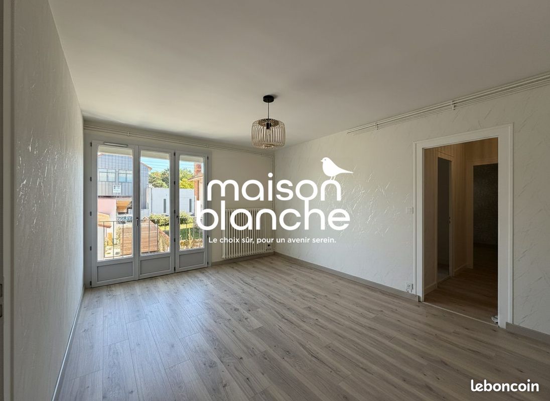 Appartement 3 pièces 56 m² · à Parthenay · 56 m² · 620 €/mois