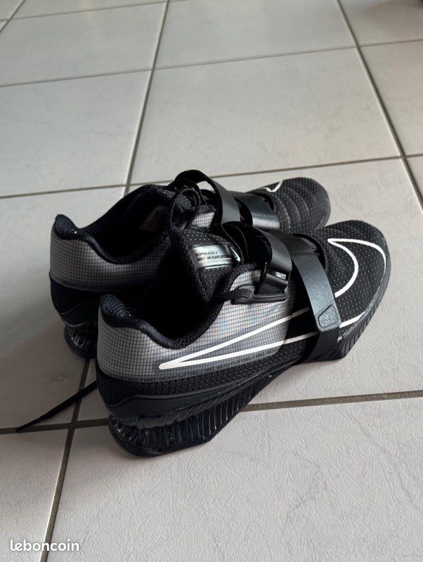 Nike Romaleos 4 - taille 42,5 (image 2)