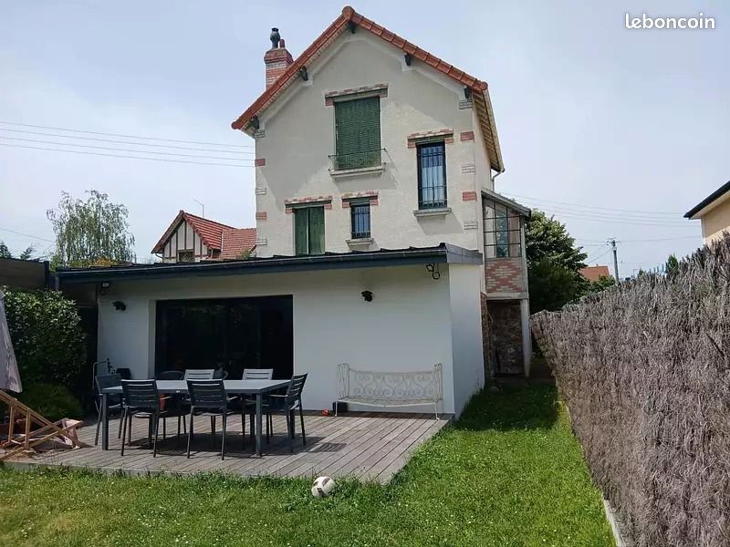 Maison 6 pièces 111 m² · à Mantes-la-Jolie · 111 m² · 999 €/mois