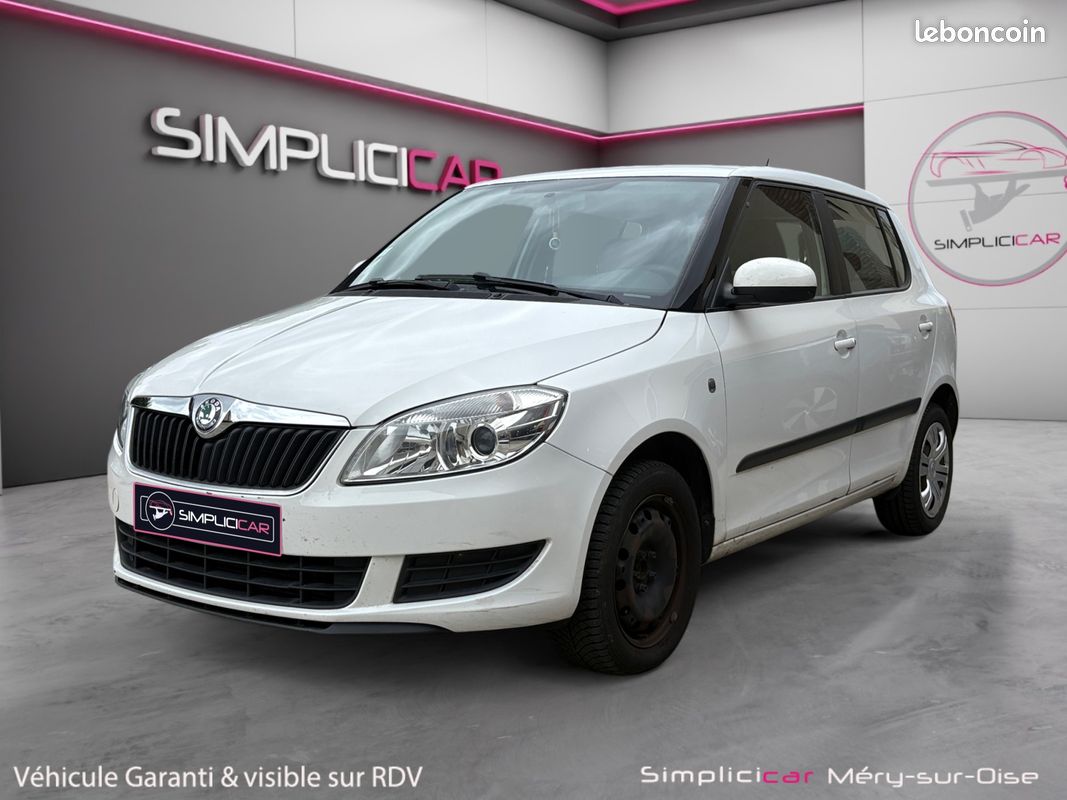 SKODA FABIA II 1.4 TDI 90 AMBITION 90Ch Garantie 12 mois (image 4)