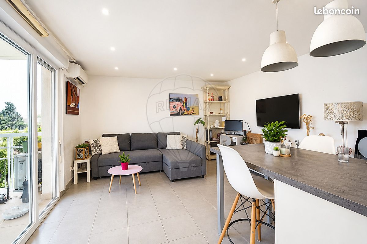 Appartement 3 pièces 57 m² · à Antibes · 57 m² · 320 000 €