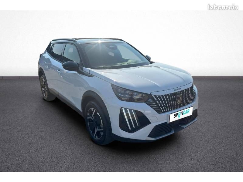 Peugeot 2008 Hybrid 145 e-DCS6 GT (image 8)