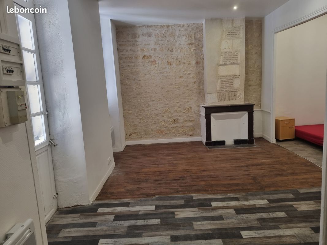 Appartement 1 pièce 48 m² · à Rochefort · 48 m² · 525 €/mois