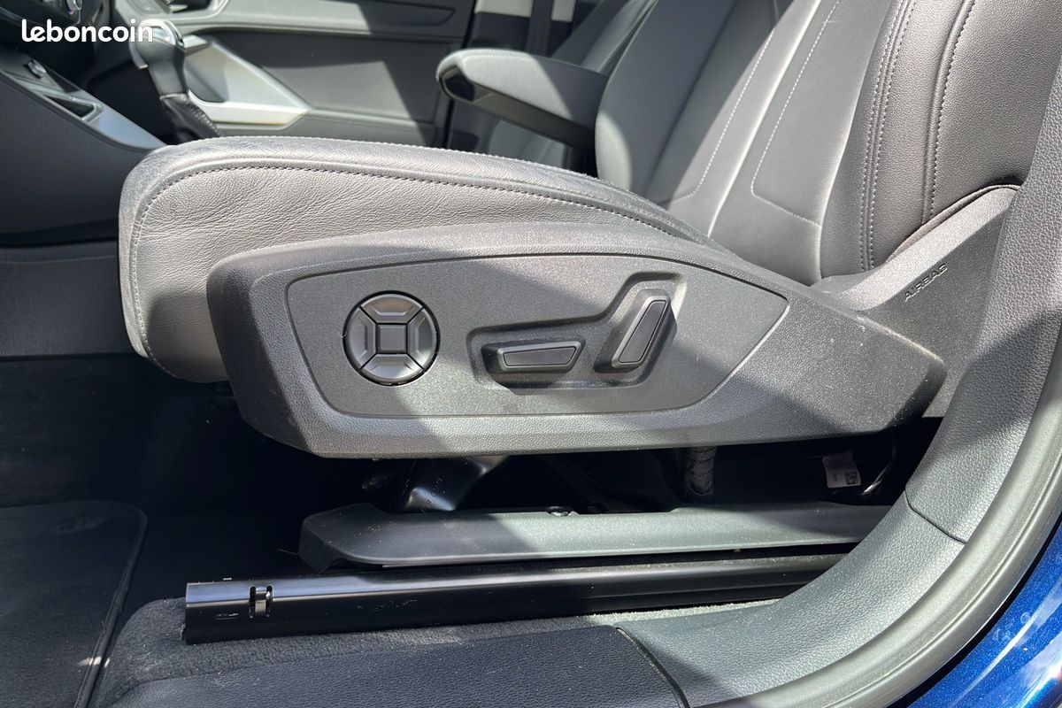 AUDI Q3 Sportback 45 TFSIe 245 ch S tronic 6 S line (image 27)