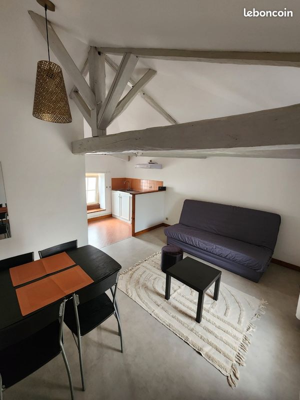 Appartement 1 pièce 21 m² · à Jaunay-Marigny · 21 m² · 460 €