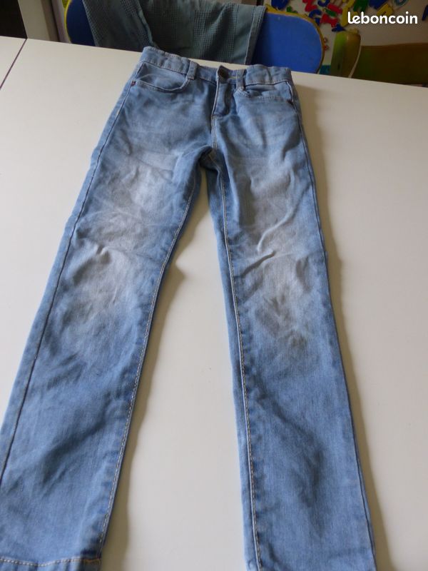 Beau jean bleu clair slim Vertbaudet 6 ans (image 1)