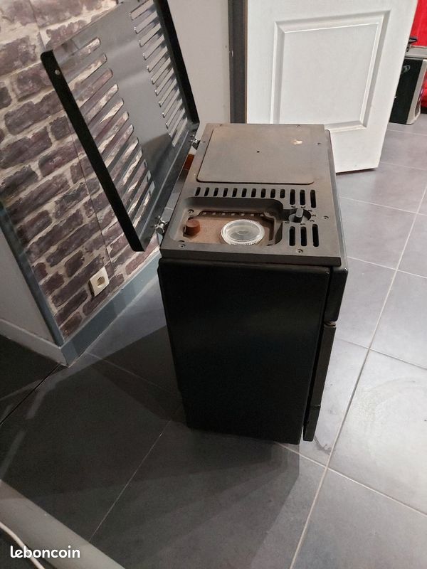 Poêle à fuel domestique (jamais utilisé) (image 6)