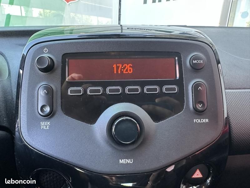 Citroen C1 VTi 72 S&S Feel 5p E6.d-TEMP (image 16)
