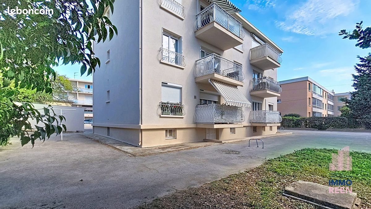 Appartement 3 pièces 56 m² · à Six-Fours-les-Plages · 56 m² · 269 900 €