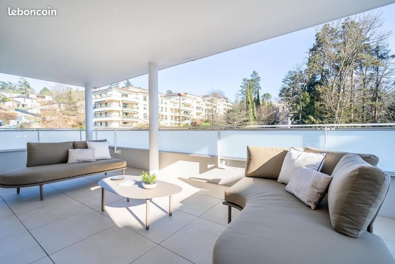 Appartement 3 pièces 75 m² · à Charbonnières-les-Bains · 75 m² · 460 000 €