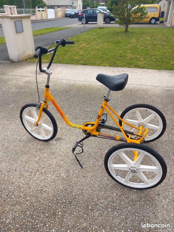 Tricycle (image 1)
