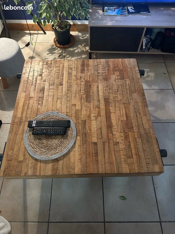 Table basse en bois (image 2)