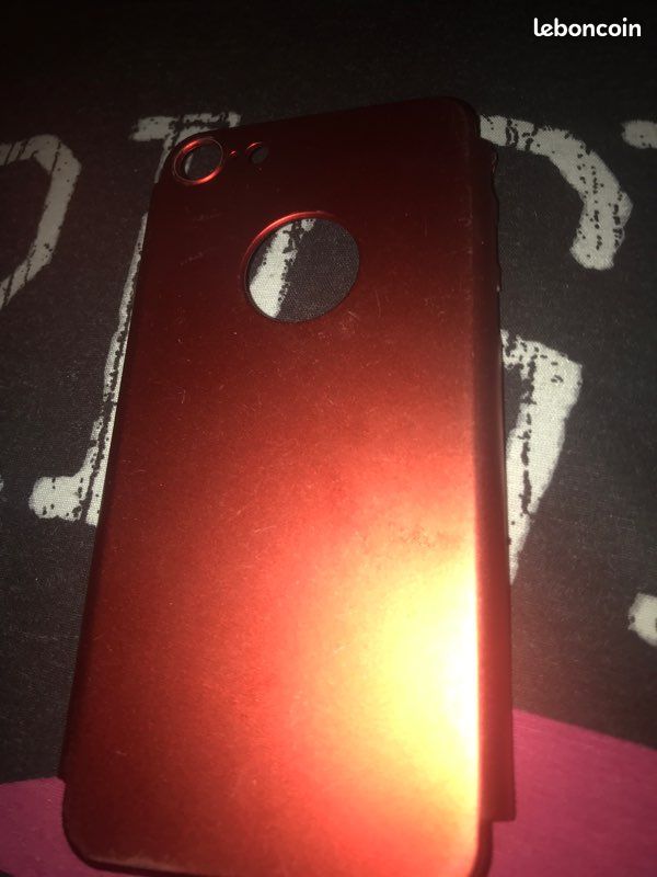 Coque un peu cassé (image 1)