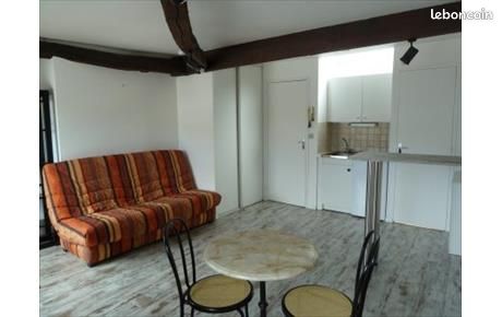 Appartement 1 pièce 25 m² · à Saint-Jean-le-Blanc · 25 m² · 400 €