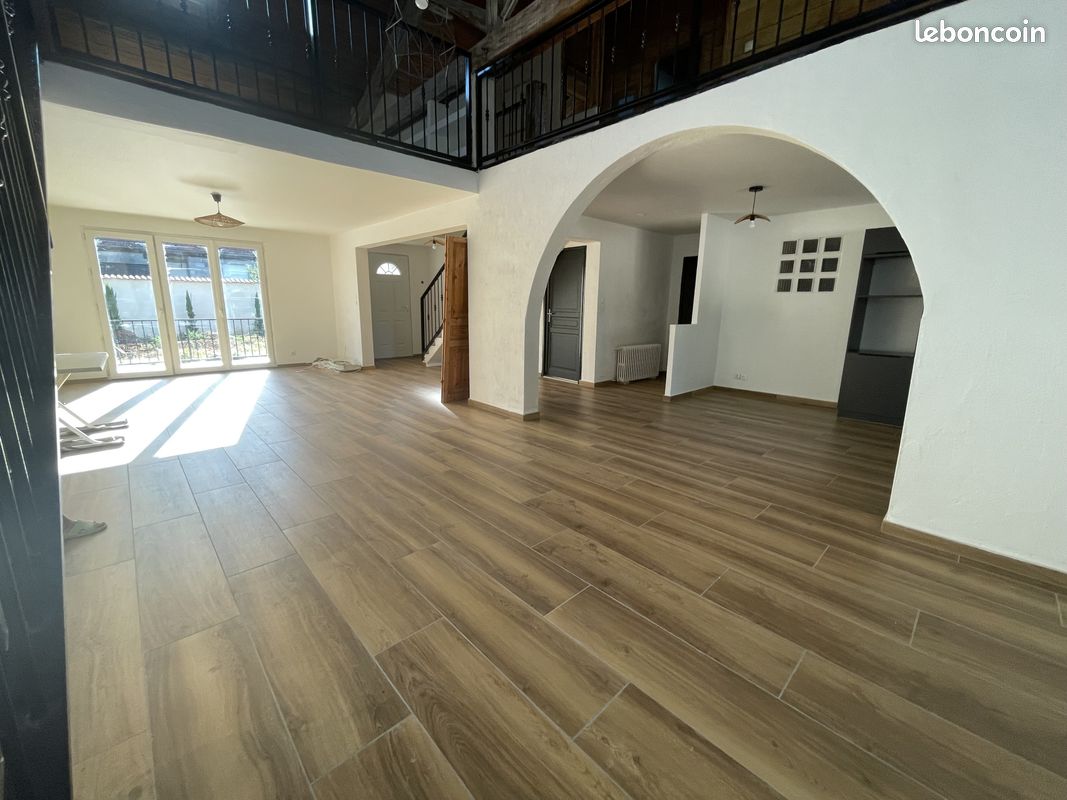 Maison 4 pièces 136 m² · à Saint-Rambert-d'Albon · 136 m² · 935 €