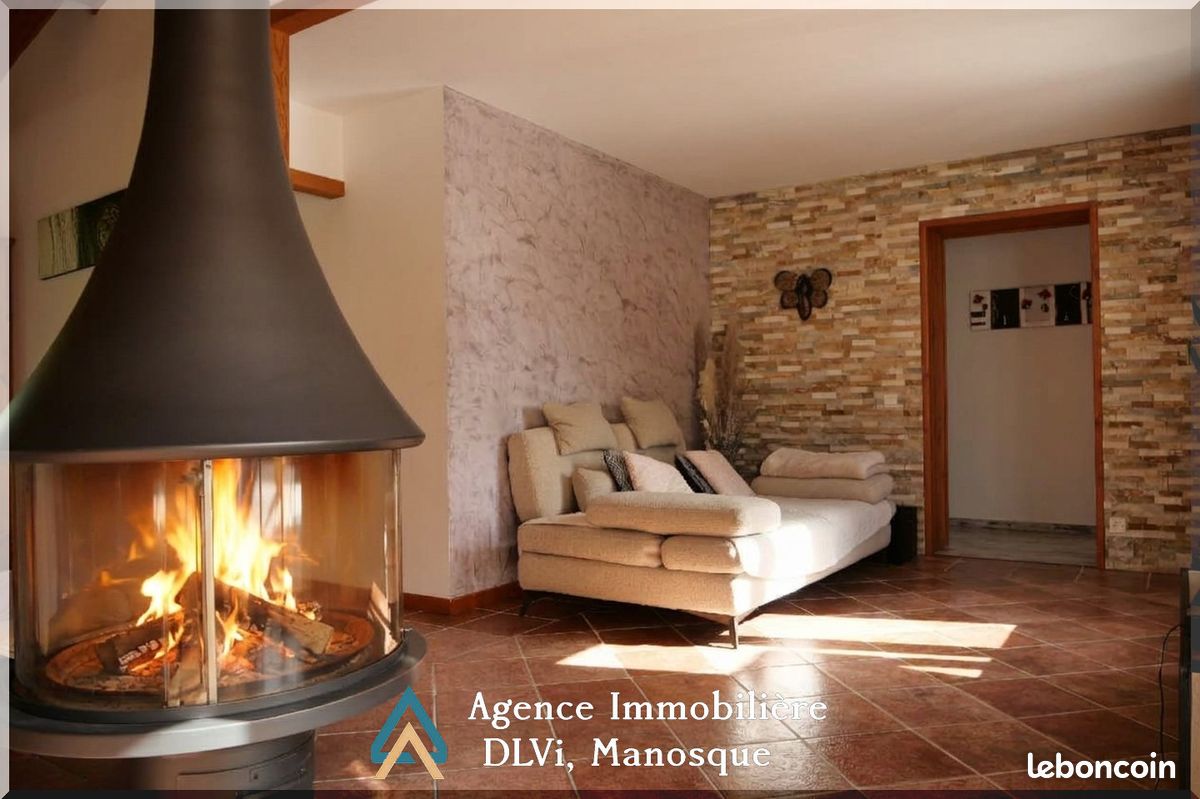Maison 6 pièces 131 m² · à Villeneuve · 131 m² · 400 000 €