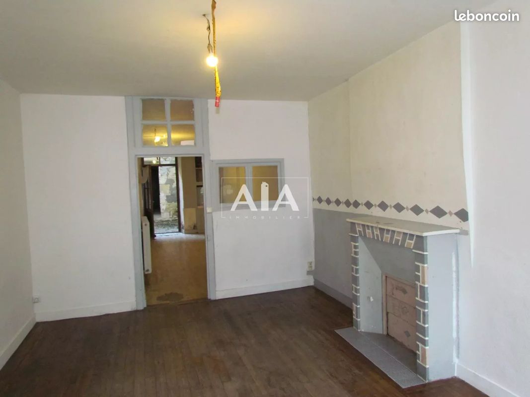 Maison de ville 4 pièces 97 m² - Ruffec 16700 (image 3)