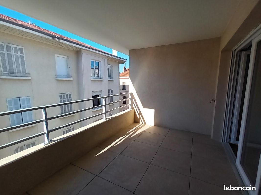 Appartement 2 pièces 41 m² · à Toulon · 41 m² · 741 €/mois