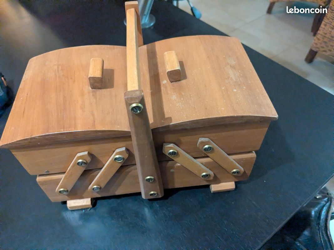 Mini Boîte à Couture En Bois Vintage - Idéale Rangement Aiguilles, Fils - Occasion